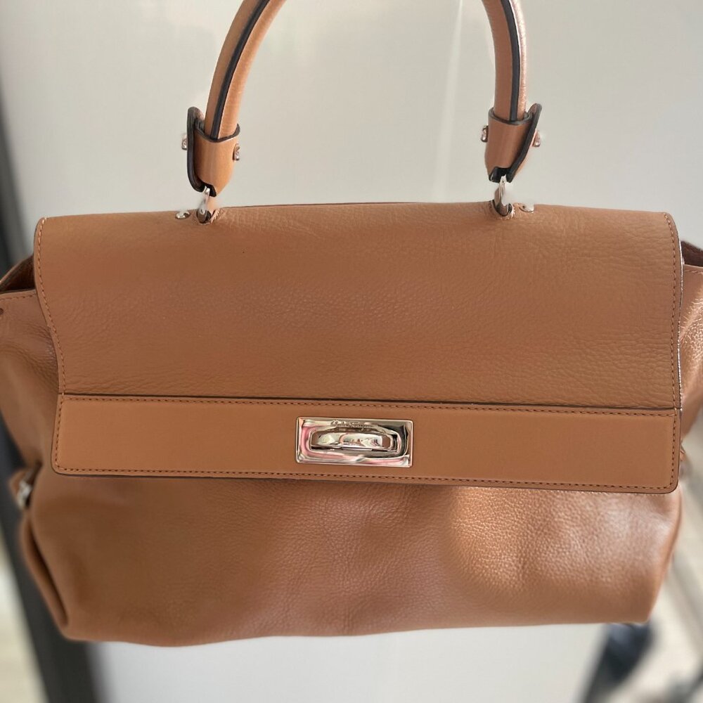 Salvatore Ferragamo Sofia bag in beige leather - Picture 8 of 9